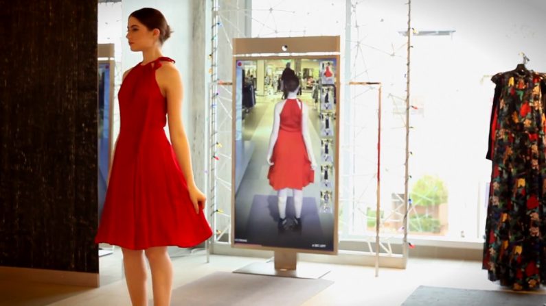 Smart Mirror – Retail in Future