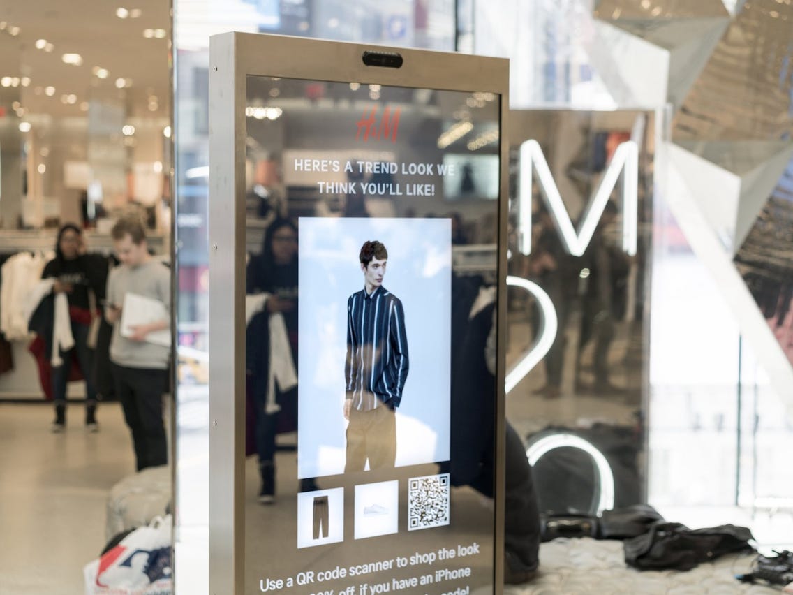 Smart Mirror Retail in Future